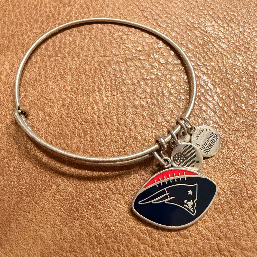 ALEX AND ANI New England Patriots Bangle